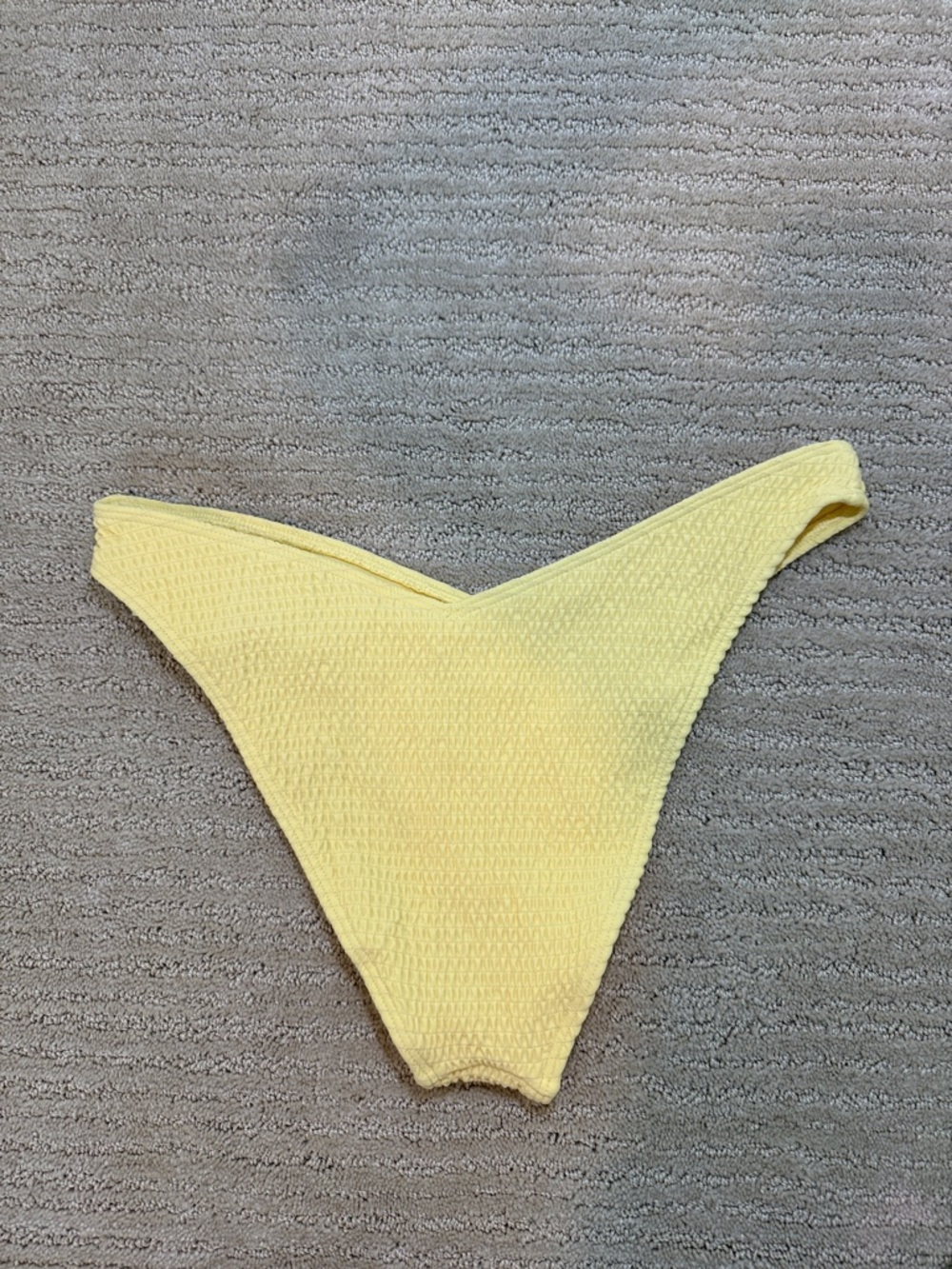 Hollister Yellow Textured Underwire Bikini Set - Picture 3 of 8